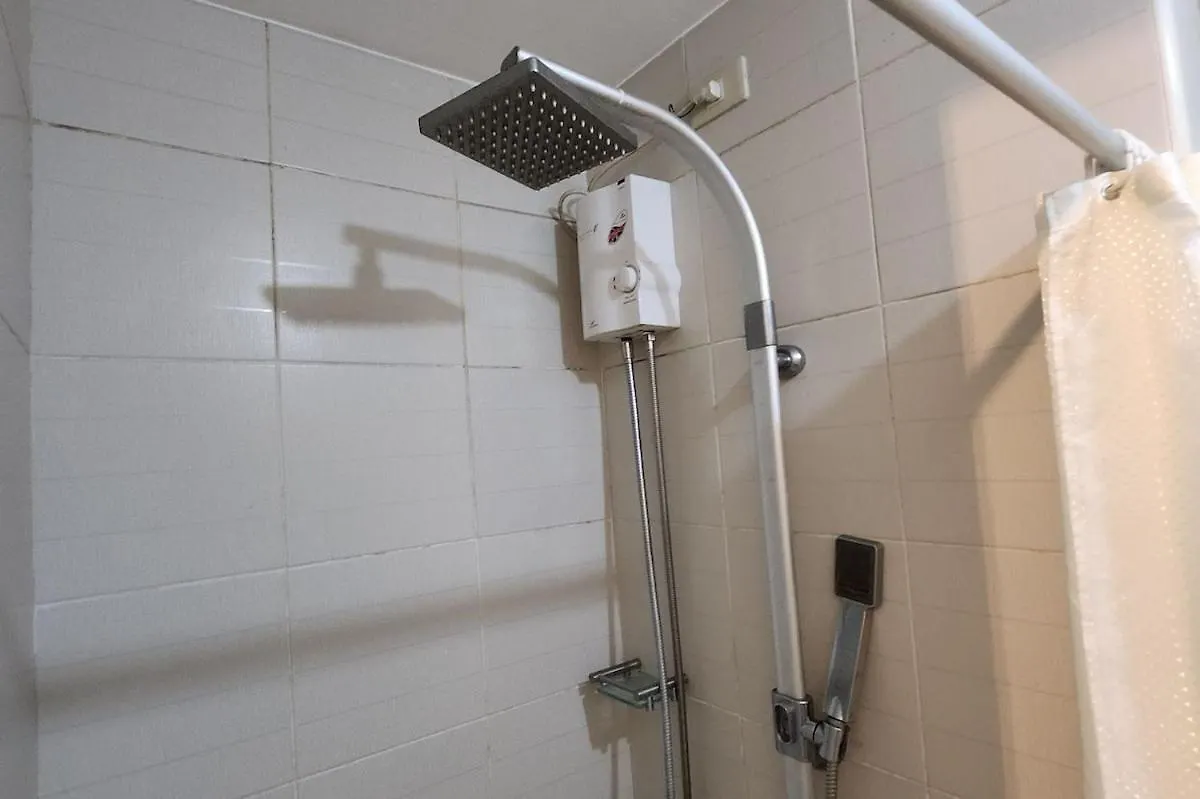 Cozy Pool & City View 1Br Apt In Makat With Netflix Manila 0*,  Philippines
